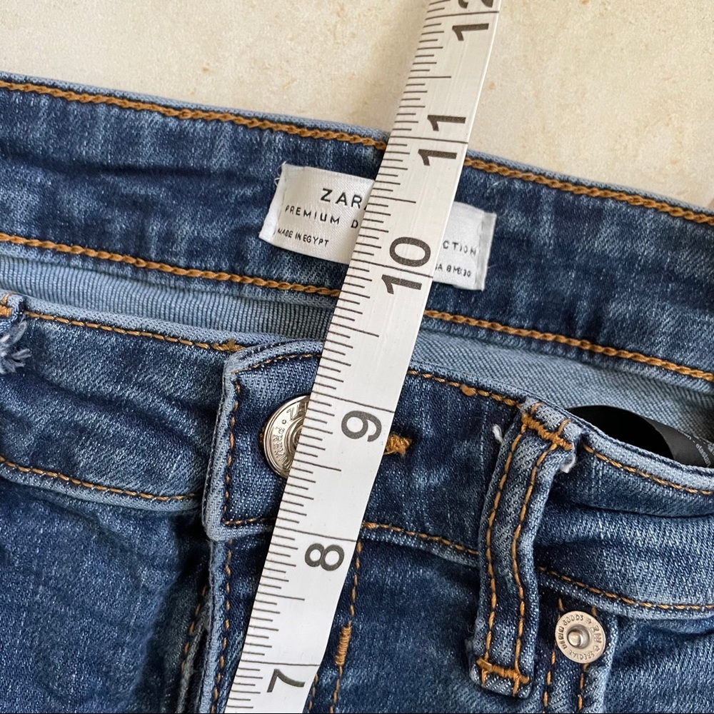 🚫 SOLD Zara Distressed Mid Rise Skinny Jean 8 - Picture 9 of 10